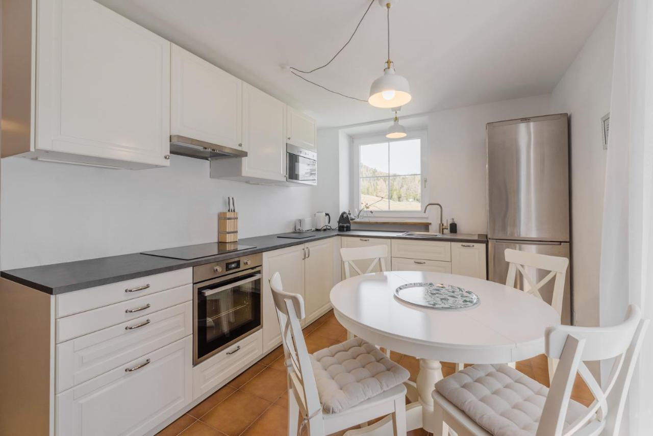 Renoviertes Apartment Mit Terrasse An Der Piste Mit Kostenlosen Wifi Carezza al Lago Eksteriør bilde