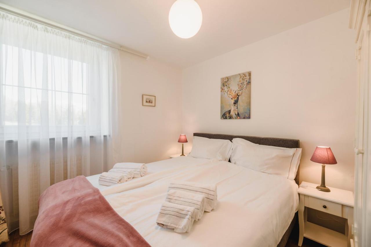 Renoviertes Apartment Mit Terrasse An Der Piste Mit Kostenlosen Wifi Carezza al Lago Eksteriør bilde